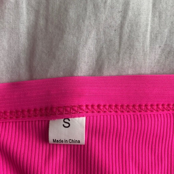 Bikini - Picture 5 of 5